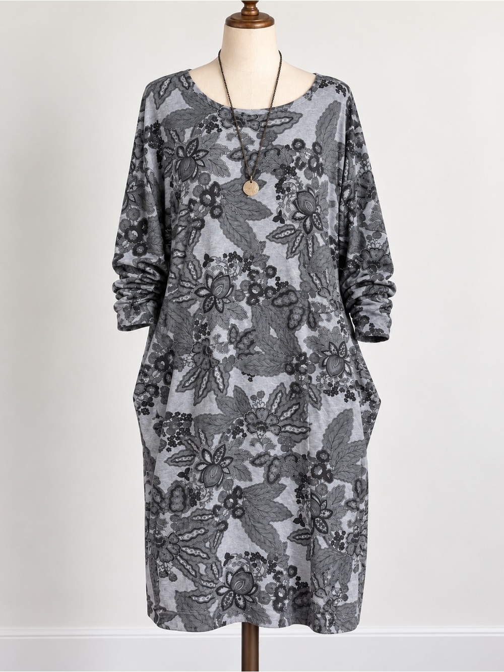 Bryn Walker Oversized Jersey Dress M Gray Floral Lagenlook SZ M